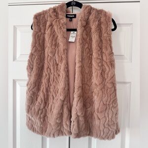 Express Faux Fur Vest Size M/L New With Tags